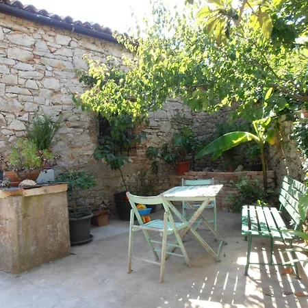 Holiday home Vesna